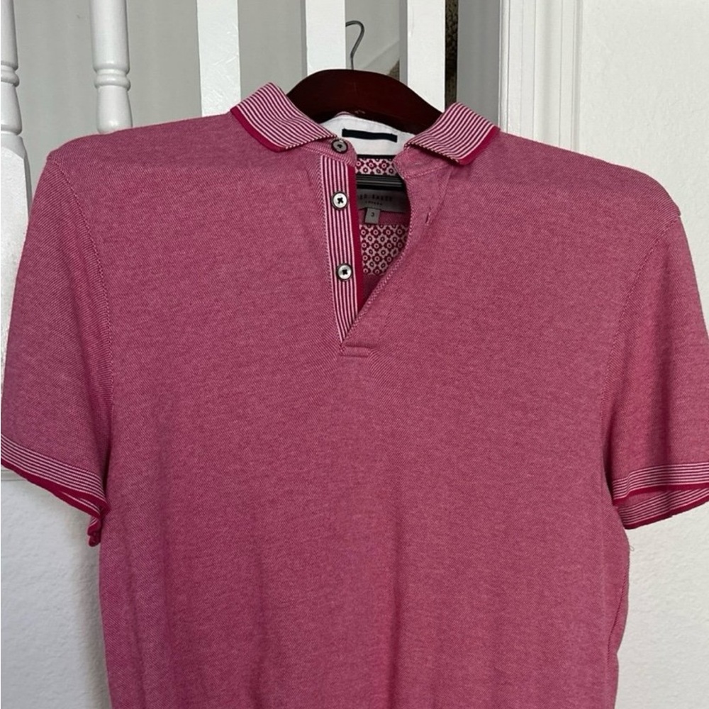 Ted Baker London Men's Short Sleeve Polo Size 3. Dark berry and white.